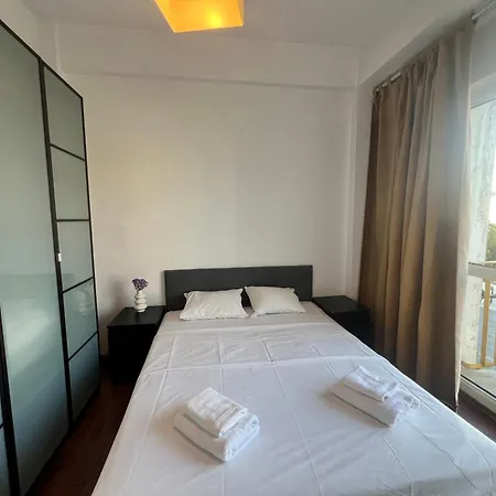 Lazy's Haven - Near Coltea Hospital Old Town *