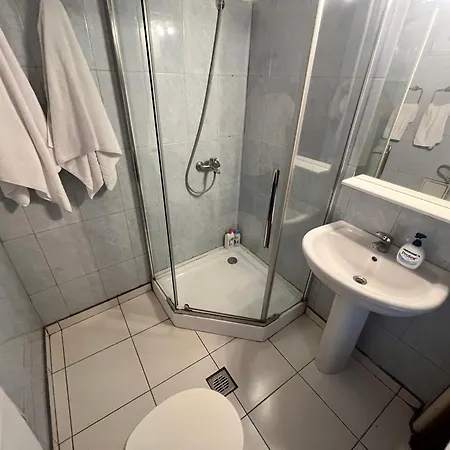 Lazy's Haven - Near Coltea Hospital Old Town Bucureşti